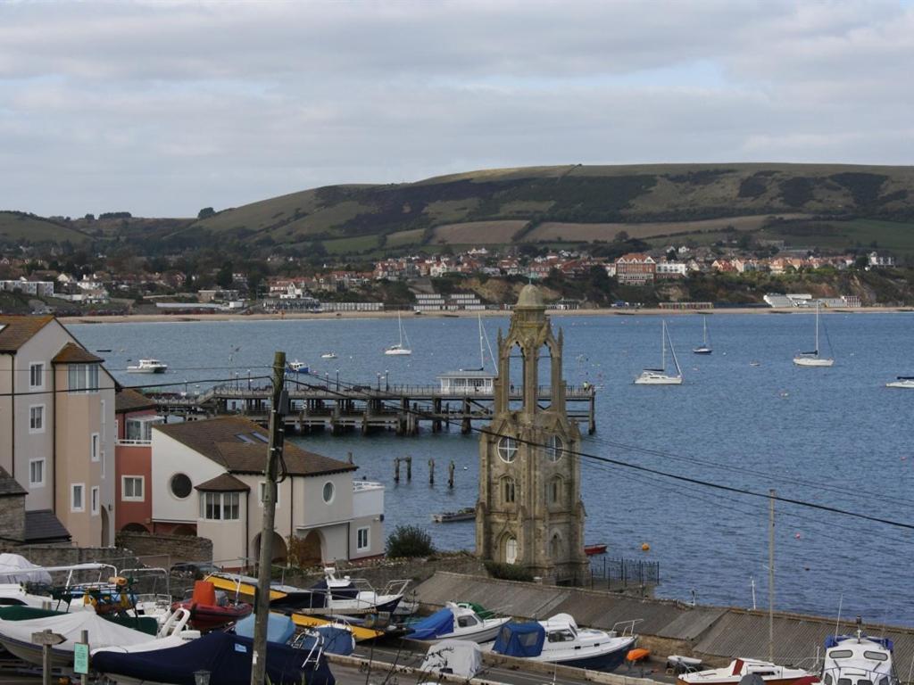 Amberlea Guest House Swanage Bagian luar foto