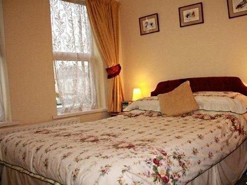 Amberlea Guest House Swanage Bagian luar foto