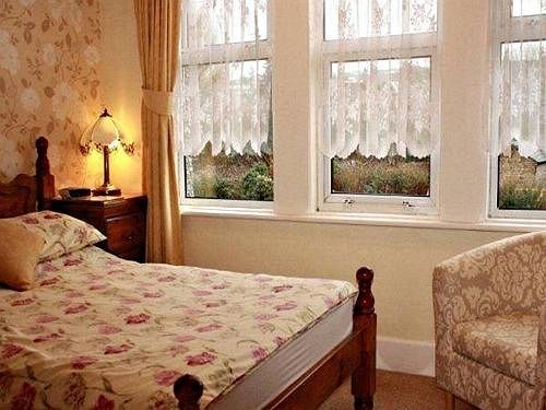 Amberlea Guest House Swanage Bagian luar foto