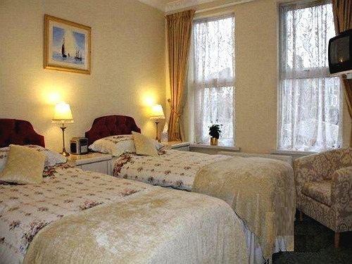 Amberlea Guest House Swanage Bagian luar foto